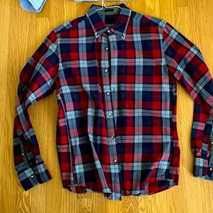 J. Crew Button Down Men’s Medium